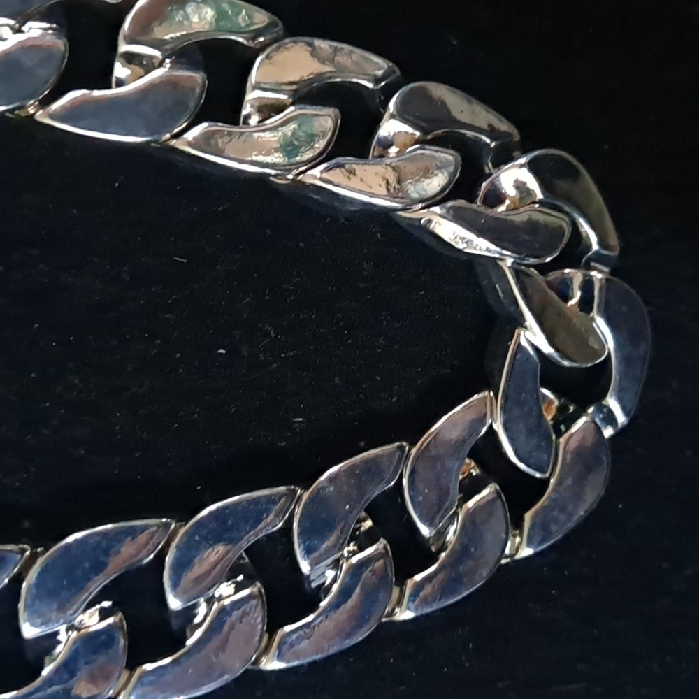 New Oversized curb silvertone curb 18" Statement necklace
